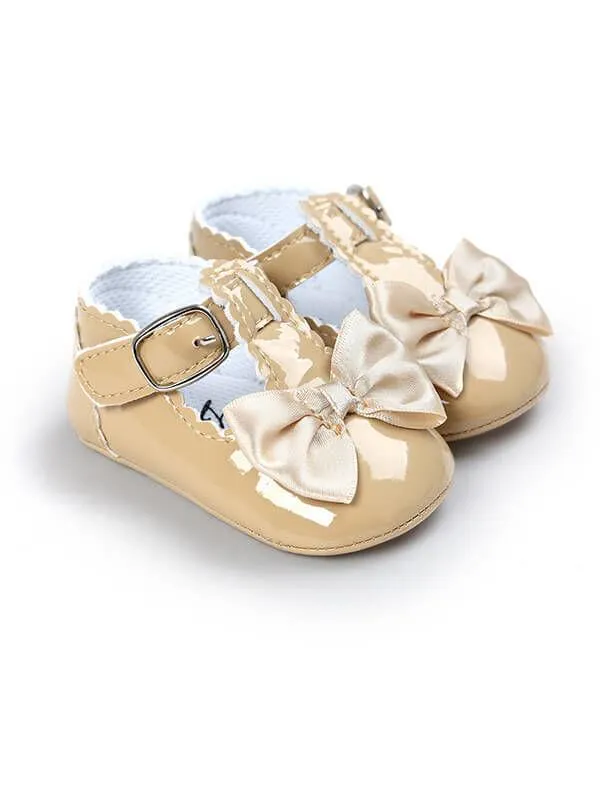 Glossy Surface Pre-walking Crib Shoes for Babies